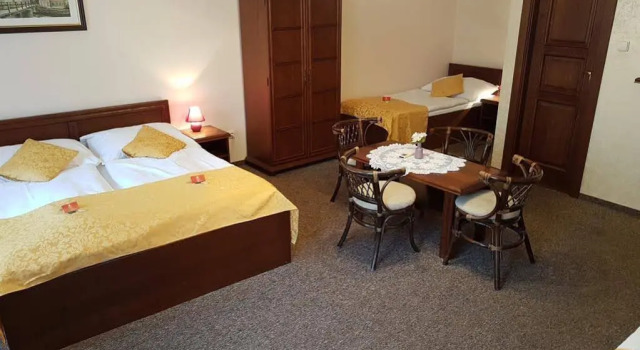 Barbora, Prenota Hotel Cesky Krumlov Boemia meridionale