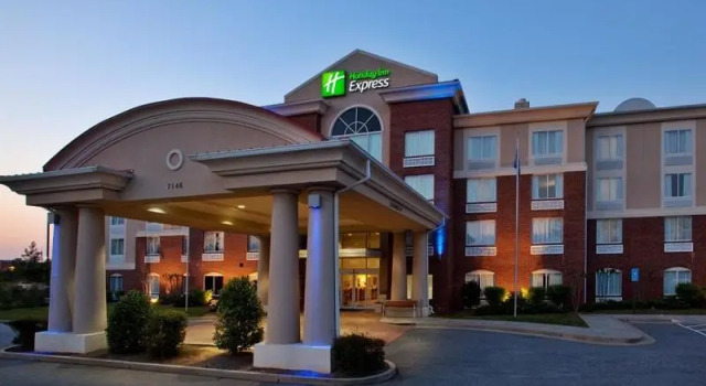 Номер Executive Holiday Inn Express and Suites Atlanta-Johns Creek by IHG