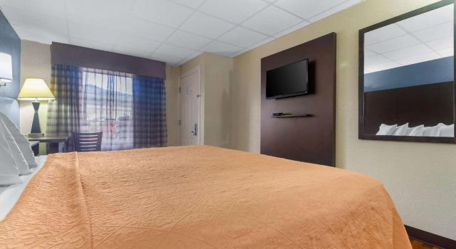 Двухместный номер Standard Econo Lodge Inn & Suites Gatlinburg at the Convention Center