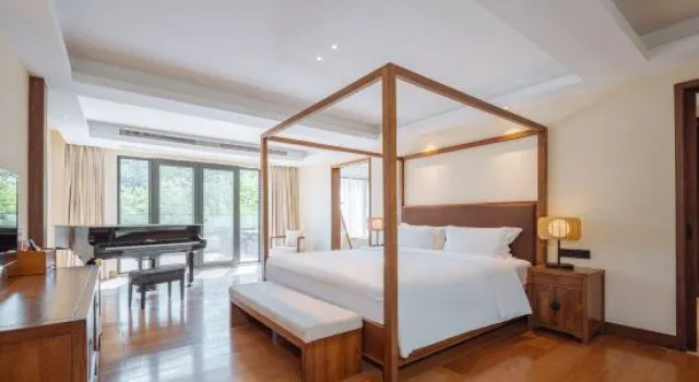 Люкс Huazhu Luxury · Yixing Xinran Bieyuan (Yunhu Scenic Area Store)