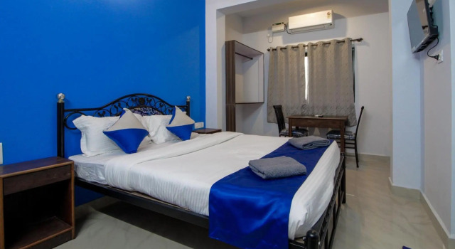 Monteiro Towers by the Coast, Rezerwuj Hotel Hotele w North Goa z parkingiem, Parking