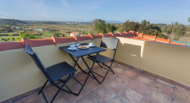 Люкс с балконом Casa da Falfeira B&B