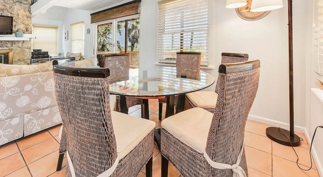 Going Coastal Beach House by Vtrips, Rezerwuj Hotel Hotele w Saint Augustine Area z parkingiem, Parking