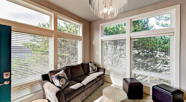 300 South Pacific St Townhouse 1 Bedroom 1 Bathroom Townhouse
