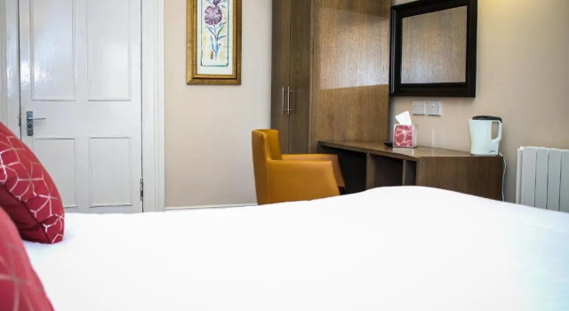 Номер Standard Albion Hotel
