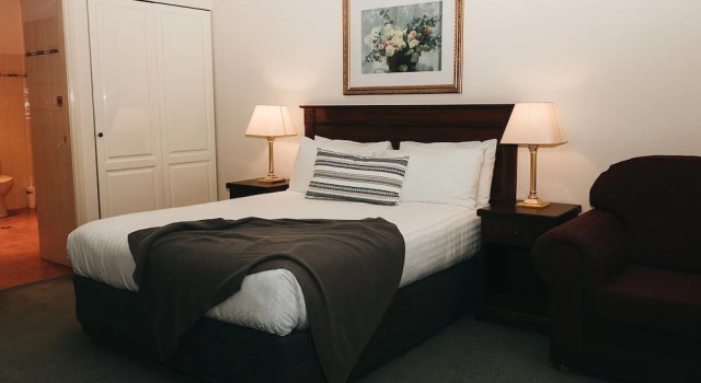 Двухместный номер Superior с балконом The Lawson Riverside Suites