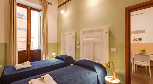 Rome Accommodation - Baullari III