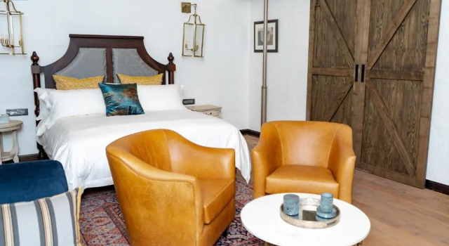 Люкс Luxury Mbano Manor Hotel Victoria Falls