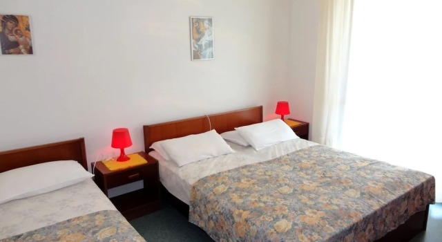 Bright Apartment Near the Beach With a Lovely Terrace by Beahost Rentals, Забронировать Апартаменты/квартира Каорле Линьяно-Ривьера