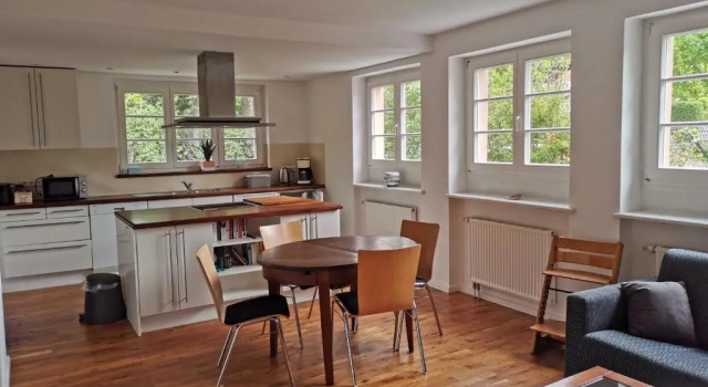 Beautiful House in Zehlendorf, Book Hotel Steglitz Berlin
