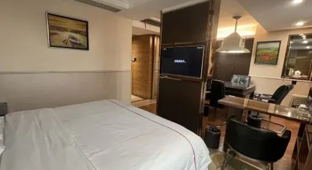 Люкс Deluxe Hualong 168 Hotel