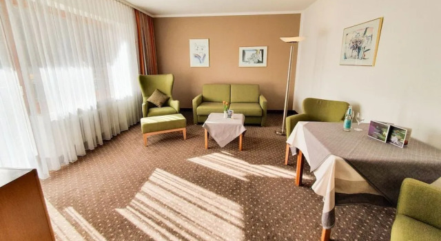 Hotel & Gasthof Zur Linde, Reserva ahora Hotel Kipfenberg Altmühltal