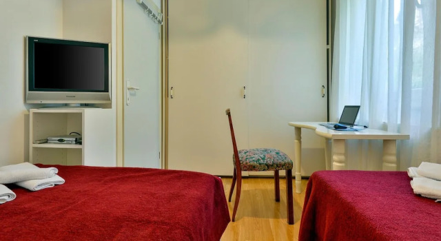 Stunning Apartment in Krapinske Toplice With 1 Bedrooms and Wifi, Забронировать Апартаменты/квартира Отели Крапинске-Топлице с парковкой, Парковка