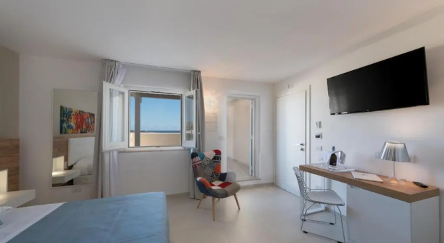 Полулюкс Artemide Hotel