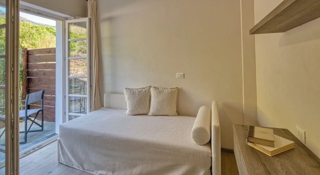 Апартаменты Deluxe Mirandola Suites