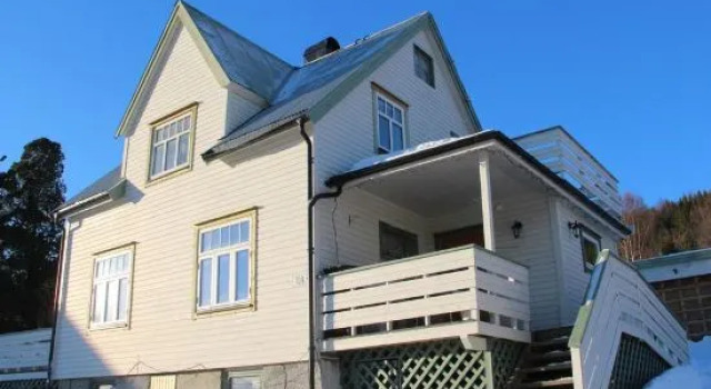 Lyngen Home, Buchen Sie Ferienwohnung Lyngseidet 