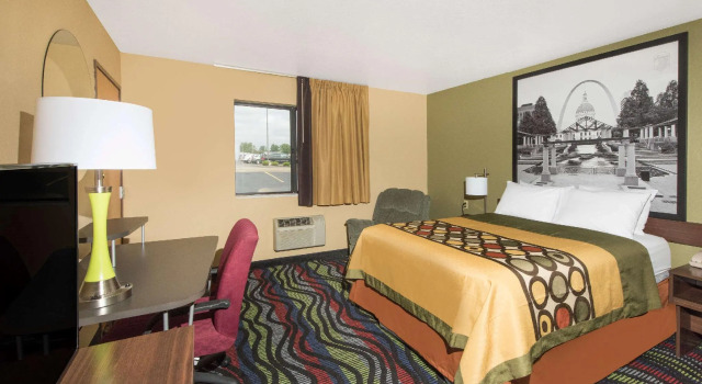 Двухместный номер Standard Super 8 by Wyndham Farmington