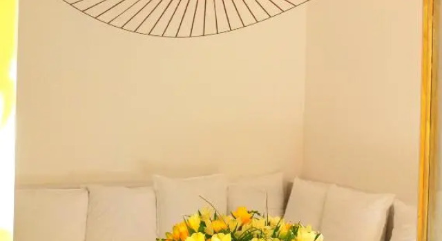 La Maison Jaune