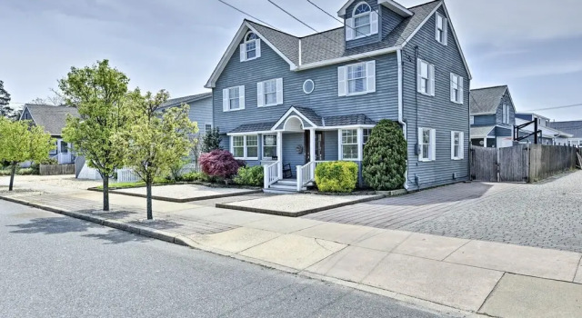 Коттедж Lavallette House w/ Fenced Yard & Gas Grill!