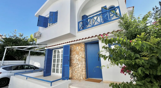 113 PRO - Stay Cavo Bay Villa, Забронировать Вилла Отели Протарас с парковкой, рядом с Пляж Вызакия, Парковка