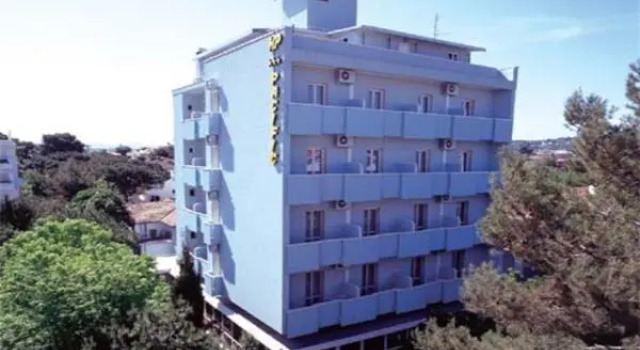 Hotel Pacific
