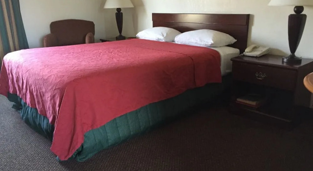 Red Carpet Inn Chambersburg, Book Hotel Chambersburg 