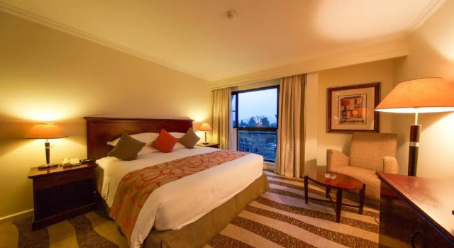 Двухместный номер Standard Kigali Serena Hotel
