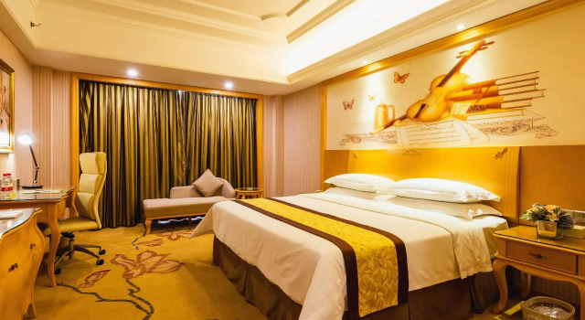 Vienna International Hotel (Pingdingshan Yingcheng), Reserva ahora Hotel Hoteles en Henan con aparcamiento, Aparcamiento
