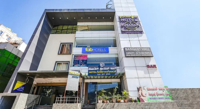 FabHotel Shreyas Shack, Rezervovat Hotel Hotely v Bangalore s parkováním, Parkování