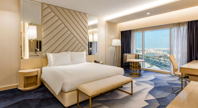 Номер Executive The Diplomat Radisson Blu Hotel Residence & Spa