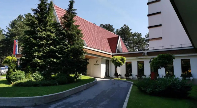 Hotel Palisad, Buchen Sie Hotel Palisad Zentralserbien