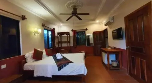 Phoumrumduol Guest House, Забронировать Гостевой дом Отели Кампот с бассейном, рядом с Kampot Train Station, Бассейн