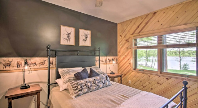 Stunning Crosslake Cabin w/ Deck and Lake Views!, Buchen Sie Ferienhaus Crosslake USA