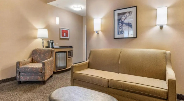 Четырёхместный люкс Wyndham Noblesville