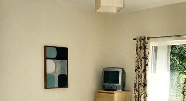 Ewenny Woods B&B, Забронировать Отель «постель и завтрак» Эвенни Vale of Glamorgan