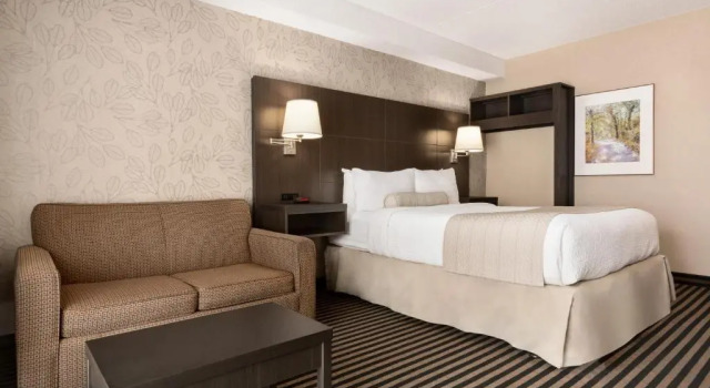 Номер Deluxe Days Inn by Wyndham Miramichi NB