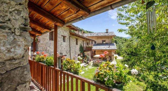 Camera doppia Standard con balcone Locanda del Silenzio