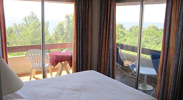 83 Hotel, Забронировать Отель Ле-Лаванду Var coast