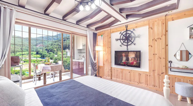 Geojedo Whirlpool Pension (pets friendly), Забронировать Отель Отели Кодже с парковкой, Парковка