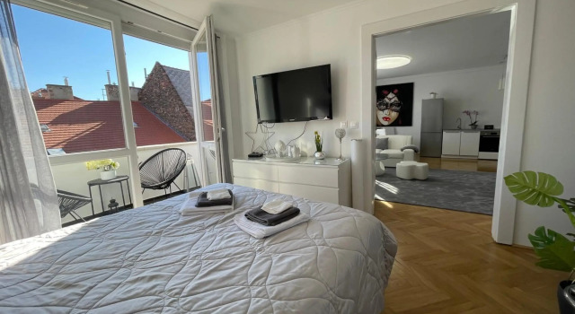 Panoramic Apt. near Chain Bridge, Забронировать Отель Будапешт Центральная Венгрия, рядом с Музей истории Будапешта