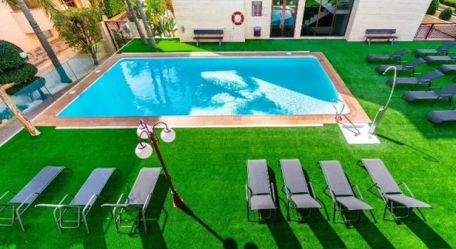 Апартаменты с 3 комнатами с балконом apartamentos Albir Confort