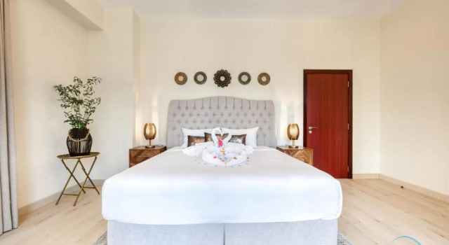 Glamorous 1BR Apartment in Rimal 3 Jumeirah Beach Residence by Deluxe Holiday Homes, Забронировать Апартаменты/квартира Апартаменты Эмирата Дубая, рядом с Dubai Marina Yacht Club, Апартаменты/квартира