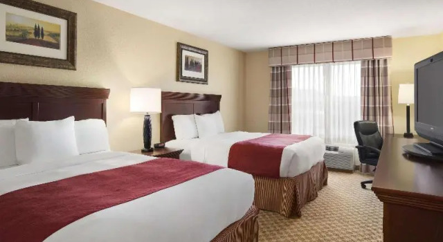 Шестиместный номер Standard Comfort Inn & Suites Dothan Northside Plaza
