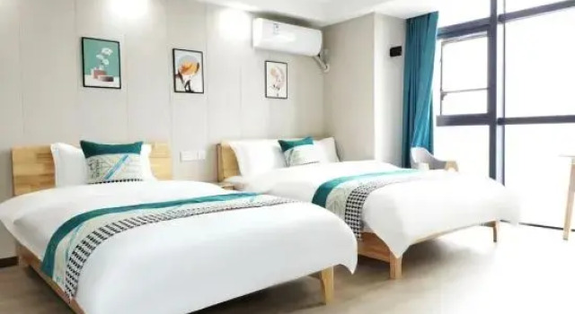 Люкс Deluxe Chongqing Jirui Light Luxury Apartment (Shangwan Road Subway Station Creative Park)