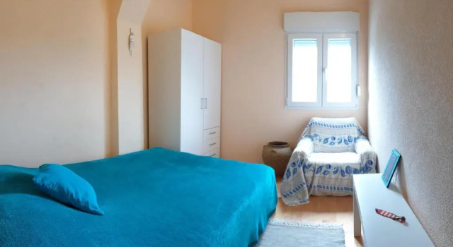 Апартаменты Цокольный этаж c 1 комнатой с красивым видом из окна Maiden Apartments
