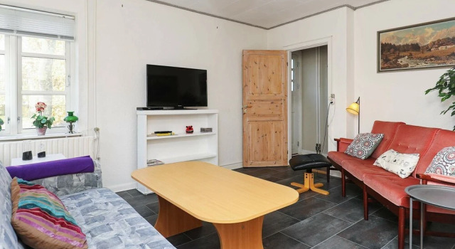 Stylish Holiday Home in Rødby With Fenced Garden, Rezervovat Hotel Rodbyhavn Lolland