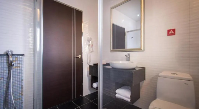Четырёхместный номер Standard Esun Villa Hotel