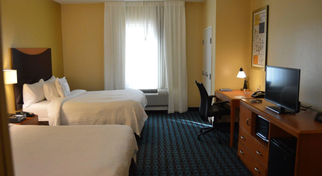 Четырёхместная студия Fairfield Inn & Suites Houston Channelview