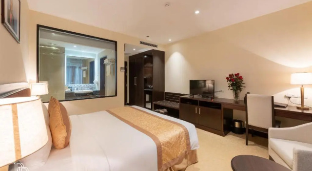 Двухместный номер Deluxe с балконом Red River View Hotel