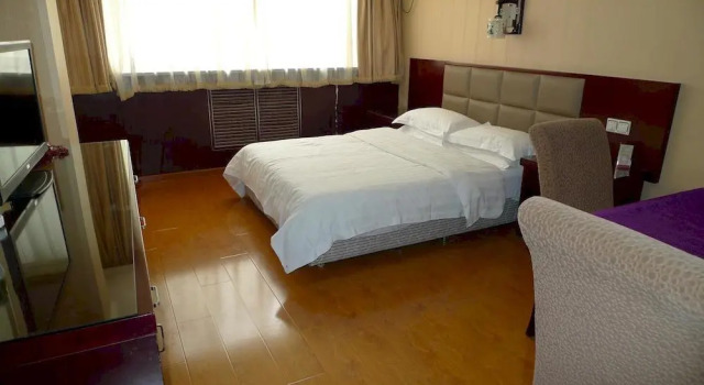 Deer Spring Hotel, Book Hotel Hoteller i Beijing Province med parkering, Parkering